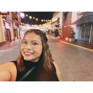 Meet your Posher, Scarlet